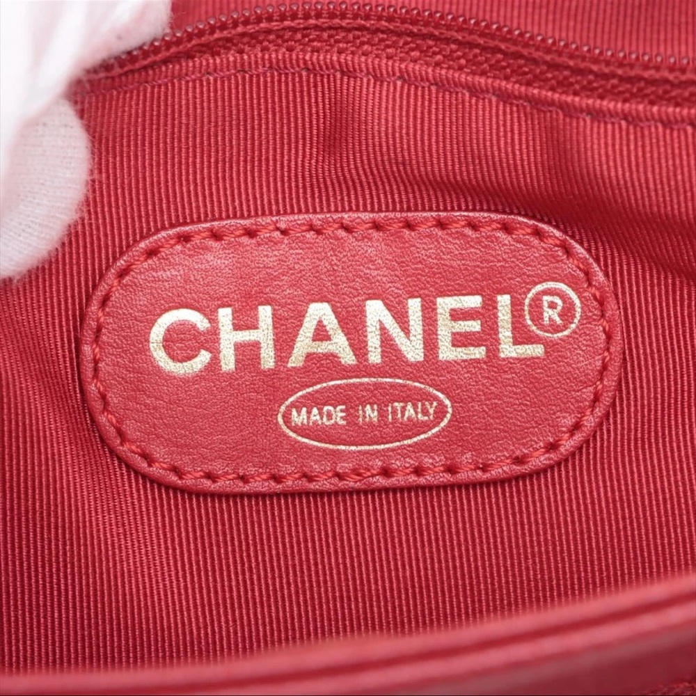 CHANEL Caviar Red Tote Bag - Picture 2 of 14